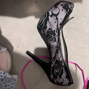 Chic Black and Purple Lace Women's Heels